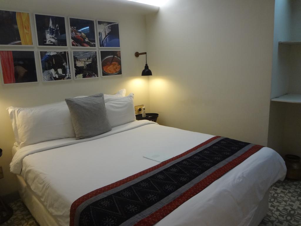Abode Bombay Hotel Bagian luar foto